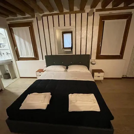 بيت ضيافة Dimora Blu 3*